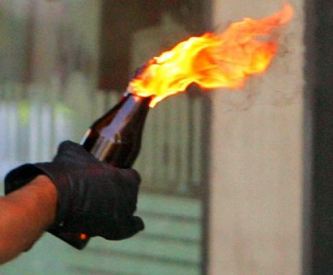 Sediu PSD, atacat cu un cocktail Molotov